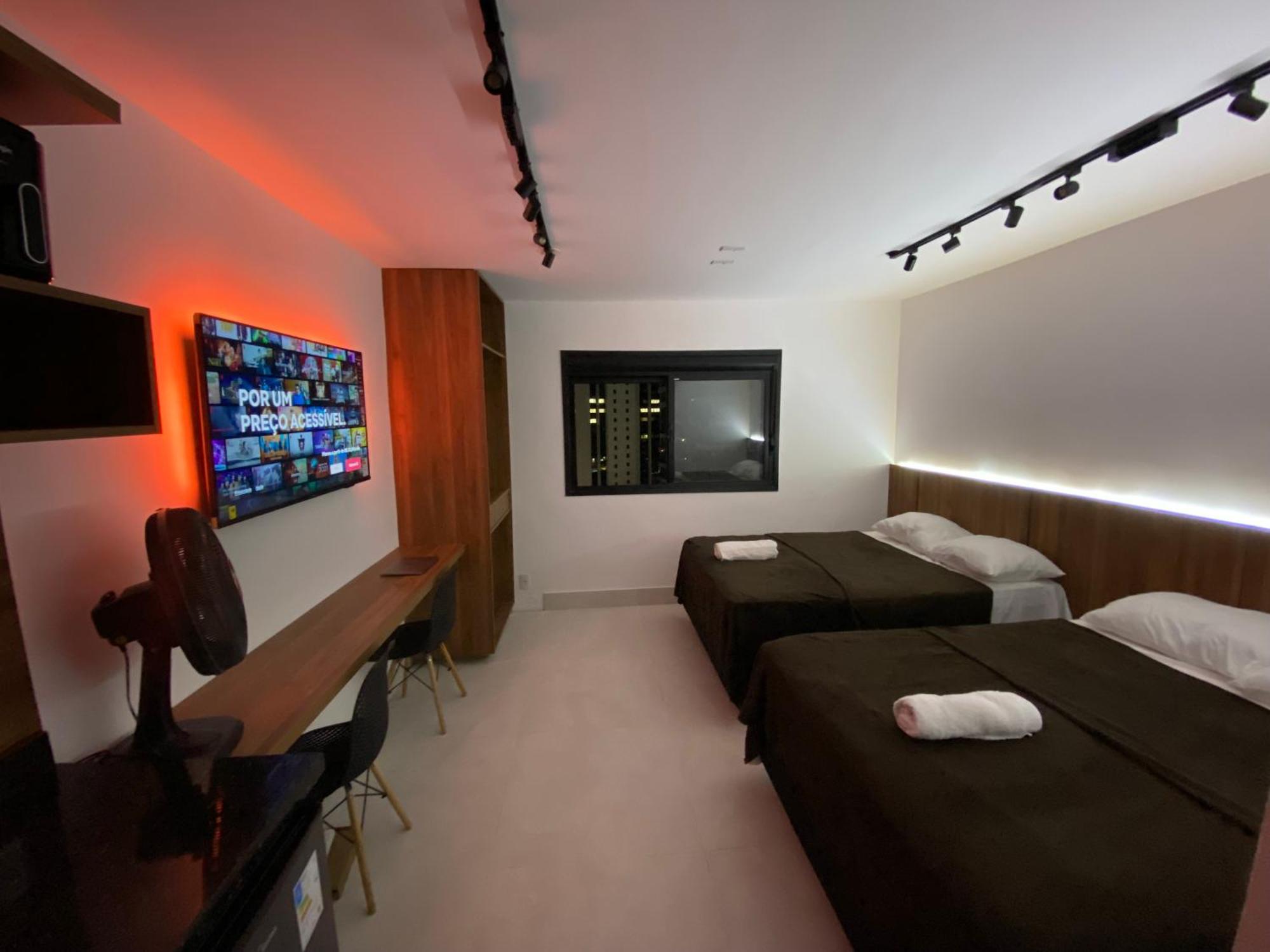 Apartment Luxury Flat In Olimpia With Rooftop Pool, Gym, Cinema & More! *